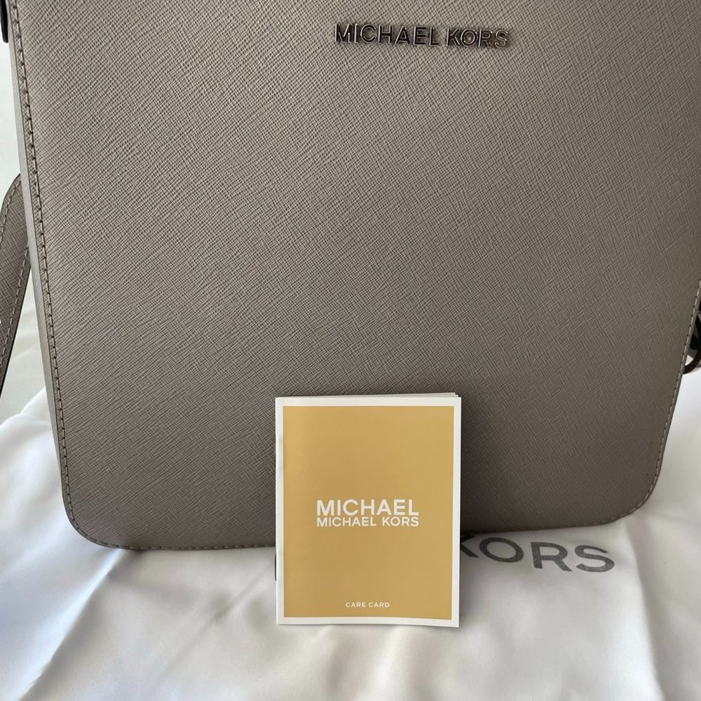 Michael Kors Messenger Bag NWT
